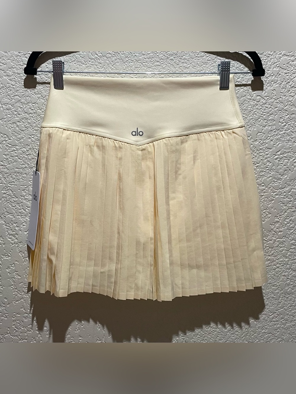 Alo Yoga NWT Grand Slam Tennis Skirt Shorts Underneath Candlelight Yellow Size M - Picture 7 of 9